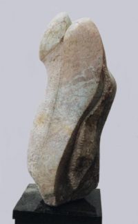 980
