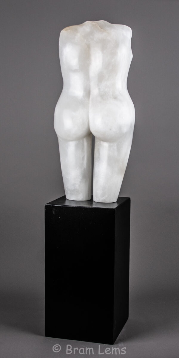 Torso in witte albast